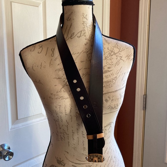 Authentic Coach Woven Jacquard Leather Tan Belt Brass Buckle sz Medium - Picture 10 of 12